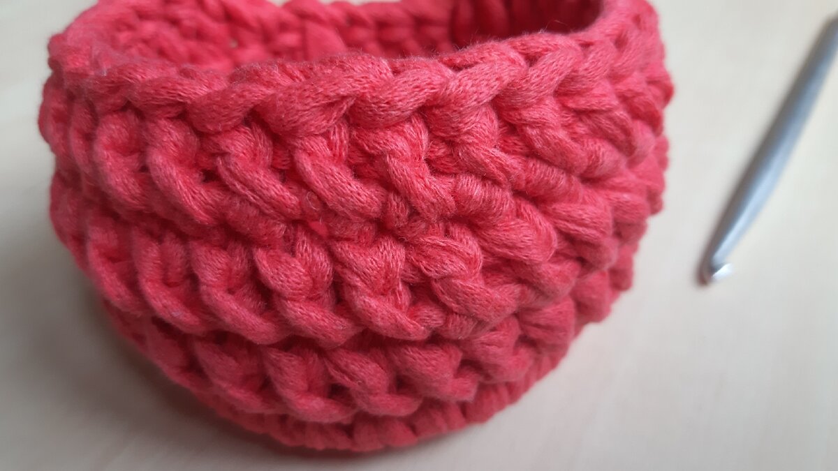 Простой узор крючком из т-пряжи