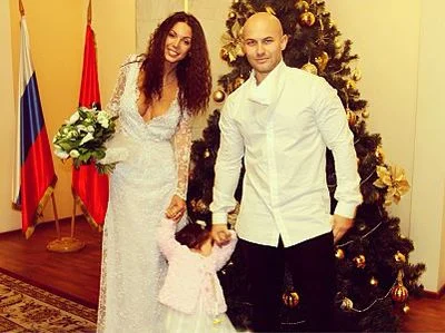 Оксана Самойлова и Джиган (Денис Устименко). Источник "Яндекс картинки"