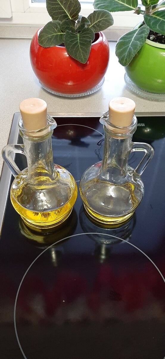 Вот графинчики