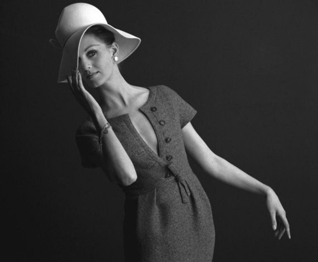 Платье от дизайнерского дома Nina Ricci. Источник фото-контента: free-images.com