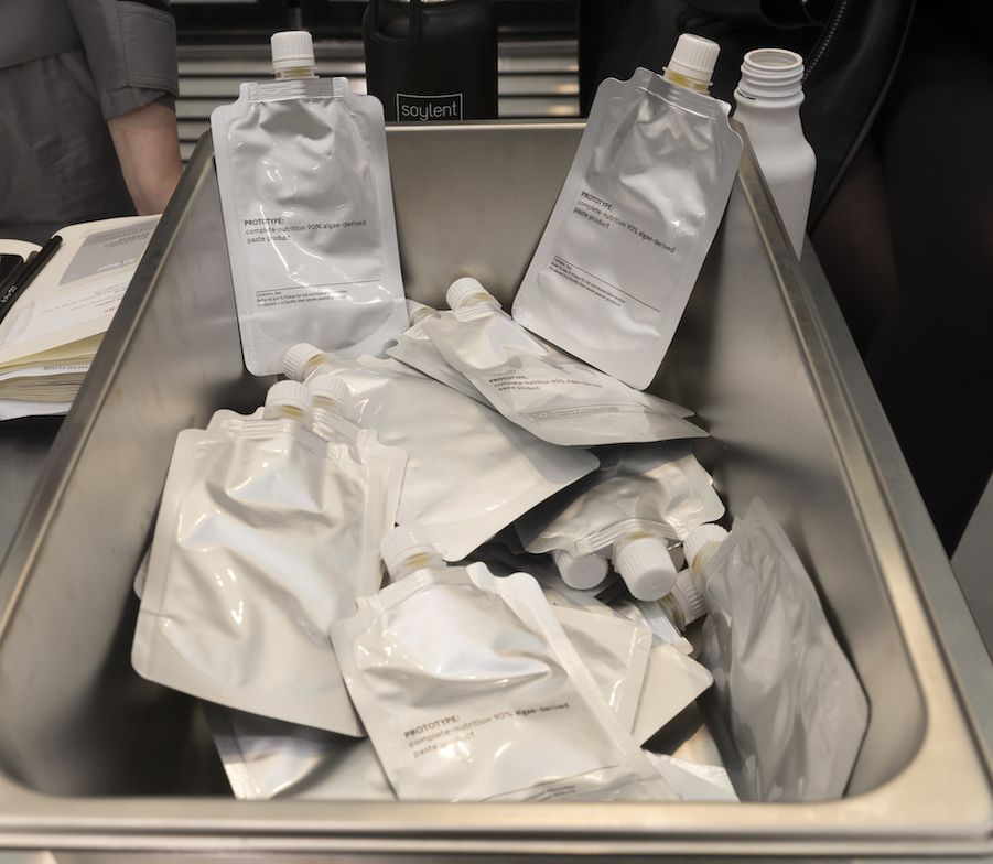 Фото: lev radin / Shutterstock 