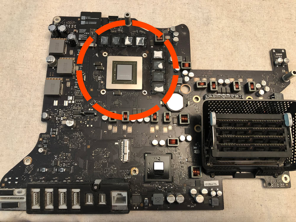 Видеочип и его память на материнской плате iMac