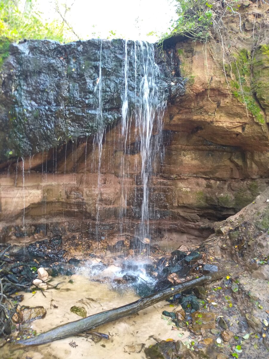 Вот и сам водопад.