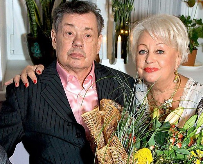 Людмила Поргина обижается за слабую поддержку Караченцова, когда он болел