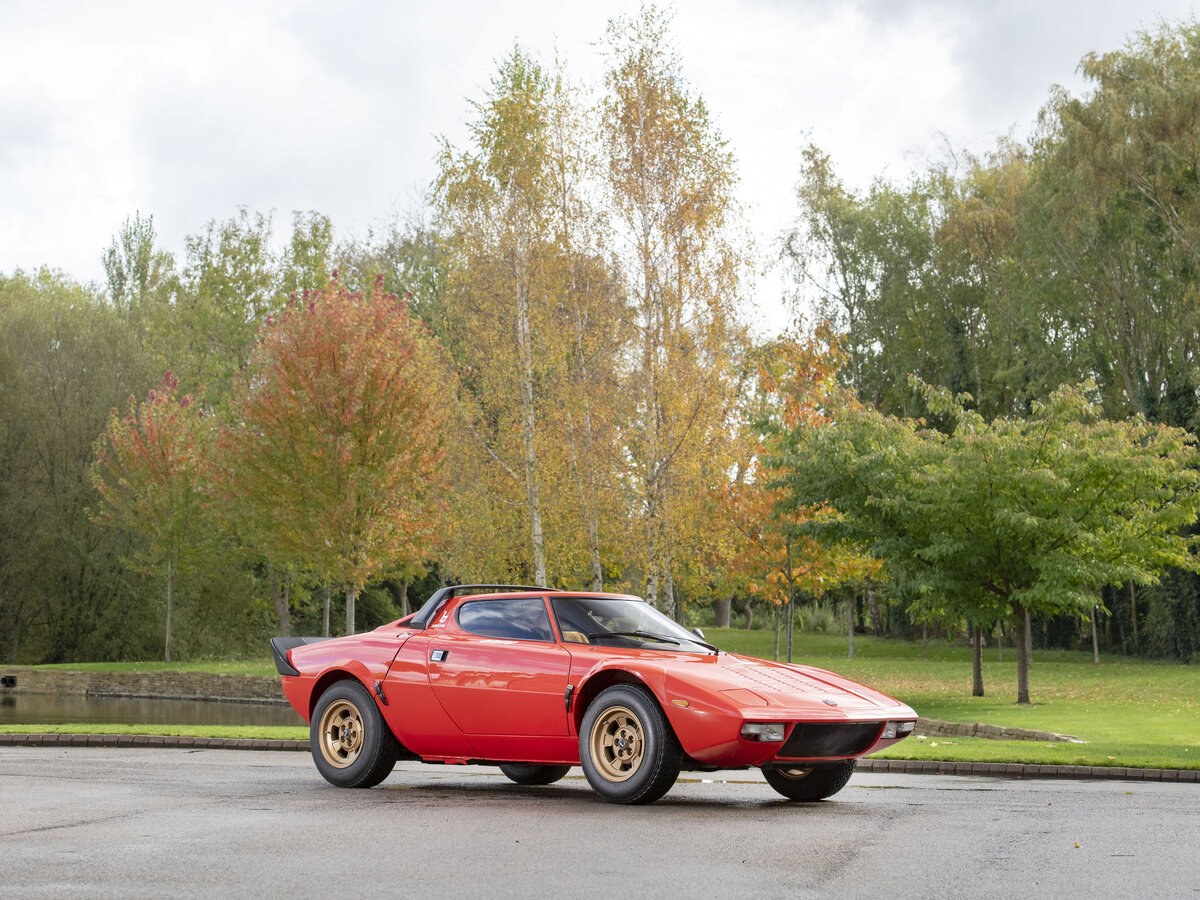 Первая раллийная. Как Lancia Stratos всех уделала, но не выжила (20+ ФОТО)