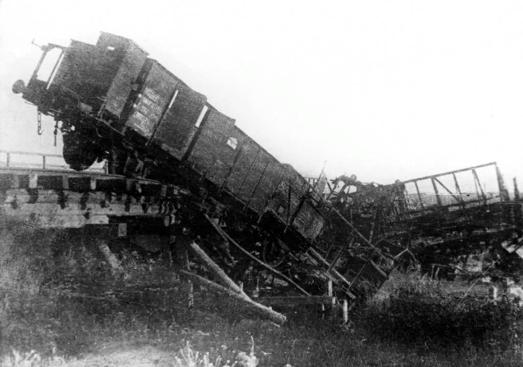 военный эшелон поезд вов. Operation barbarossa 1941. началась партизанская операция "концерт". путейцы в годы великой отечественной войны. воинский эшелон 1941.