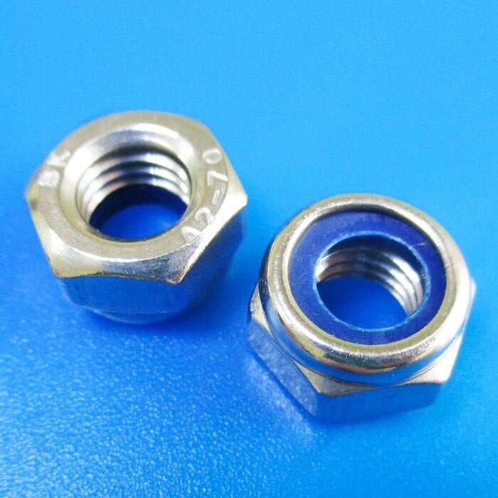 001. 1404957. 8. гайка м8 самоконтрящаяся din 985. 6.