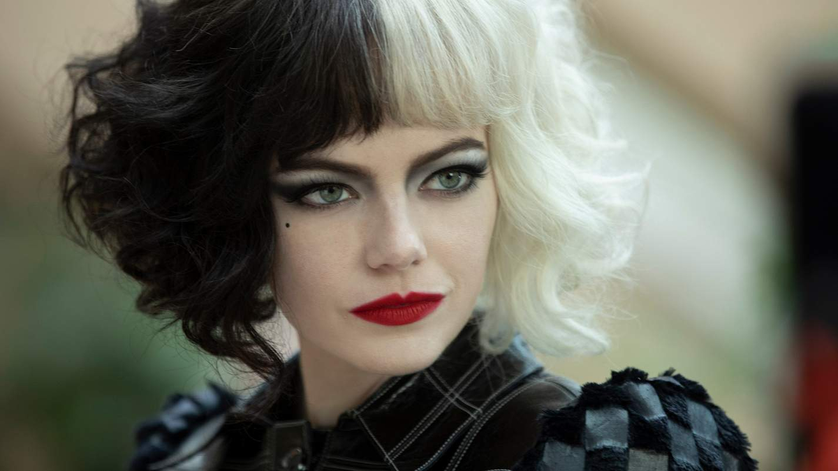 Эмма Стоун в ролик Круэллы де Вилль