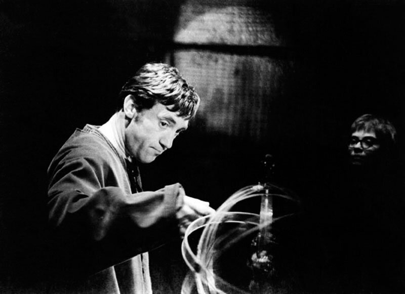 Галилей - Владимир Высоций ("Жизнь Галилея"). Источник фото: juicyworld.org