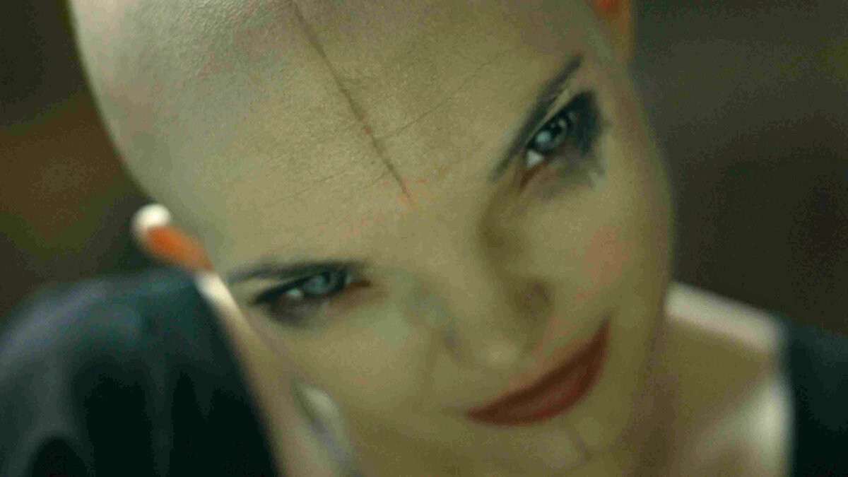 Химера 2009. Режиссёр Винченцо Натали. Copper Heart Entertainment, Dark Castle Entertainment, Gaumont, Warner Bros. Pictures 
