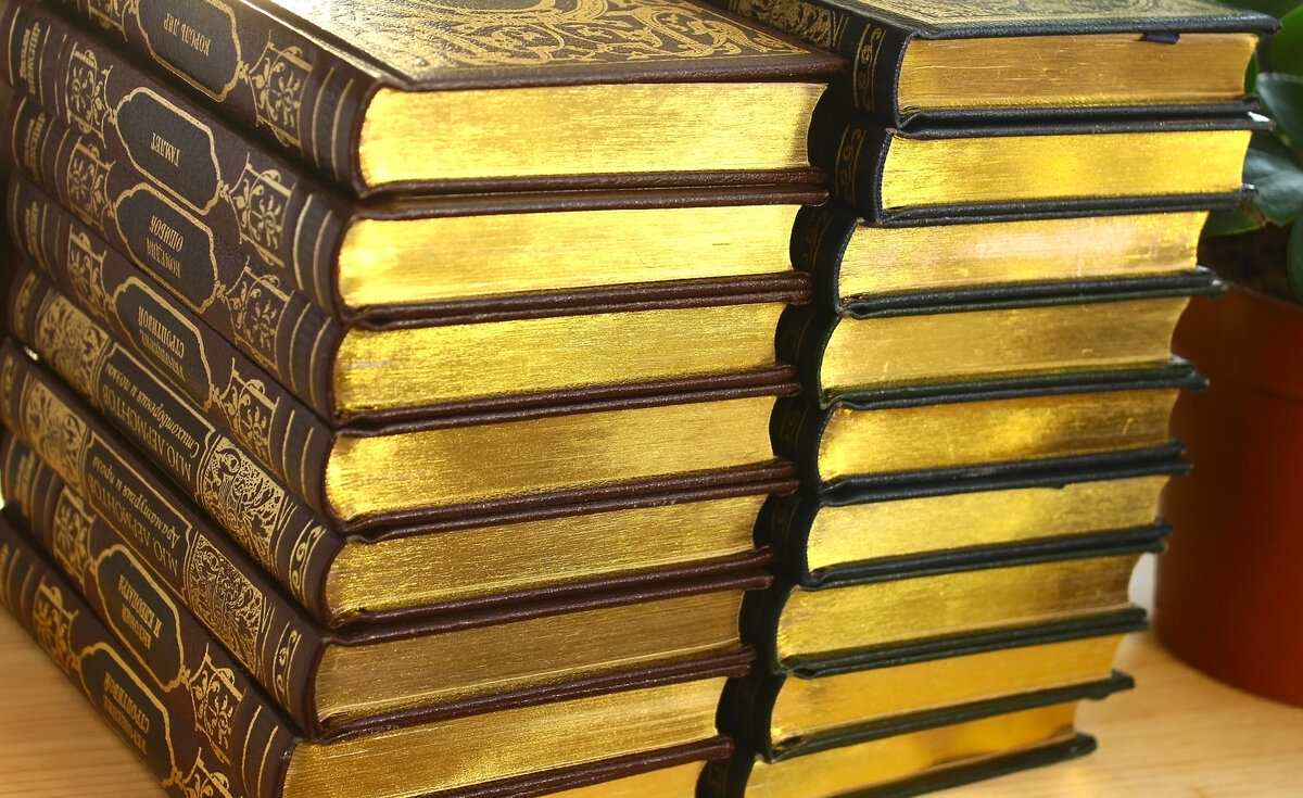 Кто хвастался в детстве толщиной прочитанной книги, ставим лайк))