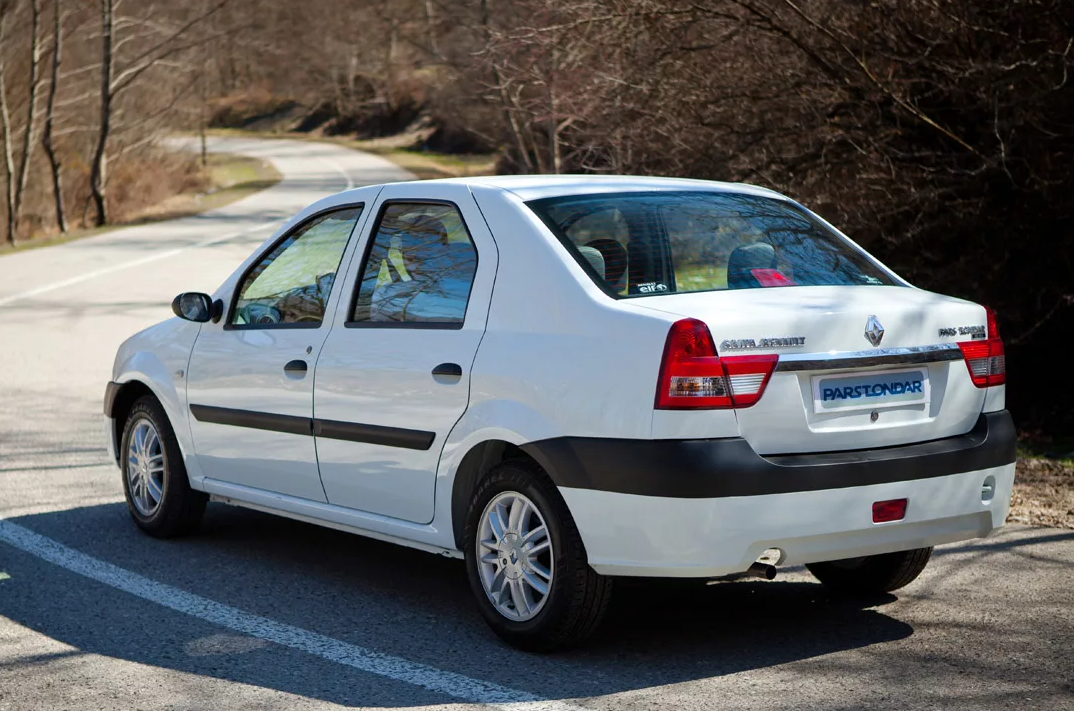 Renault Logan 1