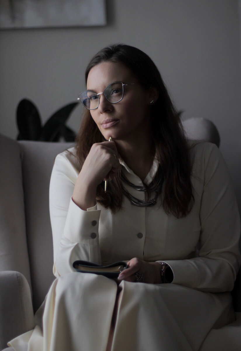 Я Герасимова Юлия Васильевна - психолог, $ексолог, психотерапевт. Опыт работы с 1997г. Высшее медицинское и психологическое образование. Веду приём в Москве на м. Дмитровская. Индивидуальные и семейные консультации.