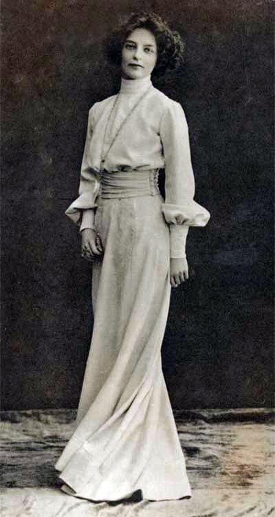 Хозяйка литературно-философского салона