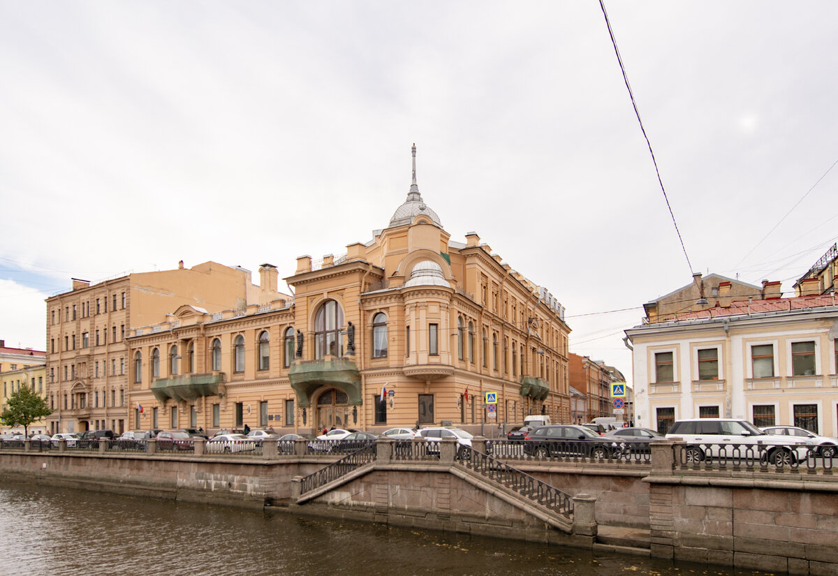 Здание Екатерининского собрания