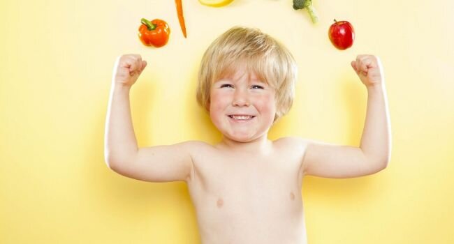   Существует четкое определение данного понятия. Иммунитет представляет собой совокупность защитных сил организма, которые способны эффективно противостоять угрозам извне (микробам, бактериям, вирусам). В процессе этом задействован не один орган человека. Это, скорее, целая система, которая работает на то, чтобы организм мог полноценно функционировать и не поддаваться воздействию болезней. 