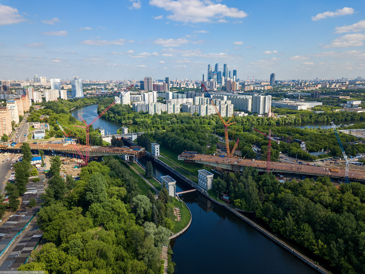 1. Осталось совсем немного до соединения пролетов.

