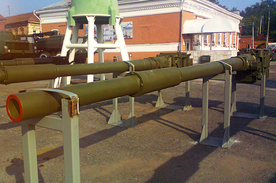 155-мм гладкоствольное танковое орудие Молот.