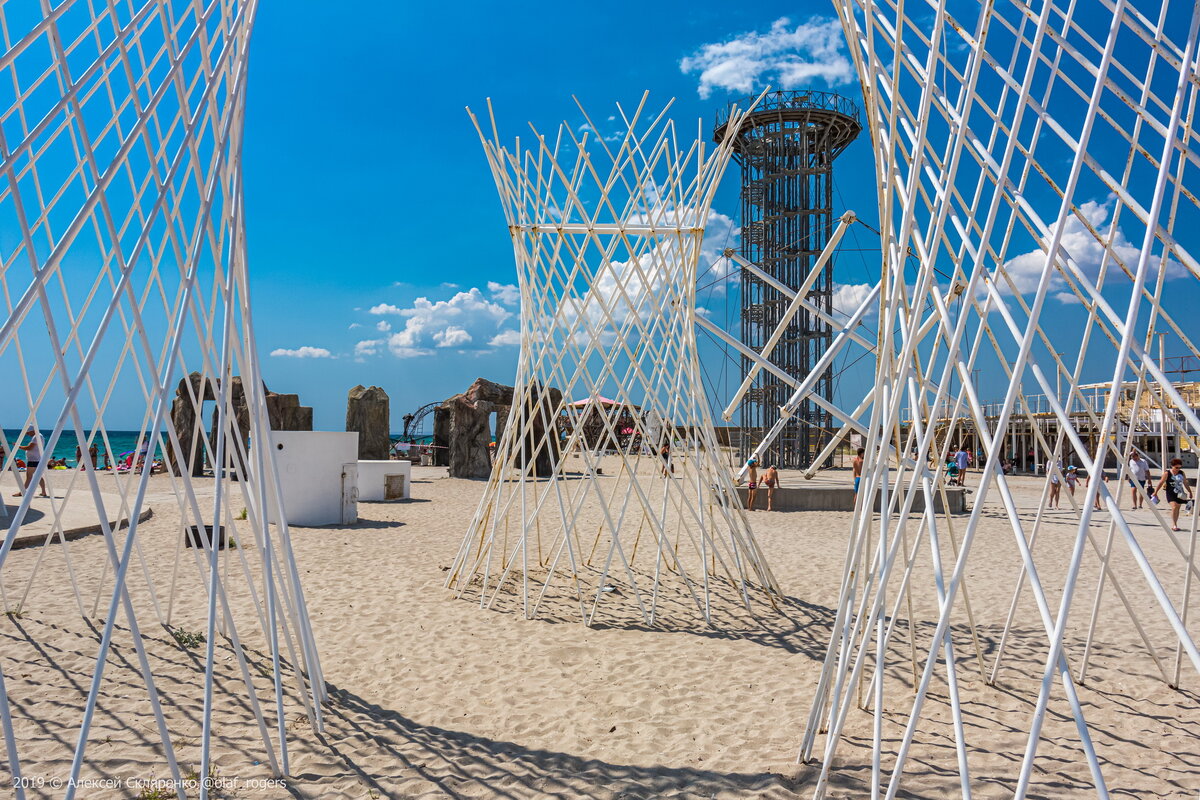 Мыс казантип. Z city поповка крым. Казантип крым поповка. Казантип 2023. Пляж казантип поповка 2023.