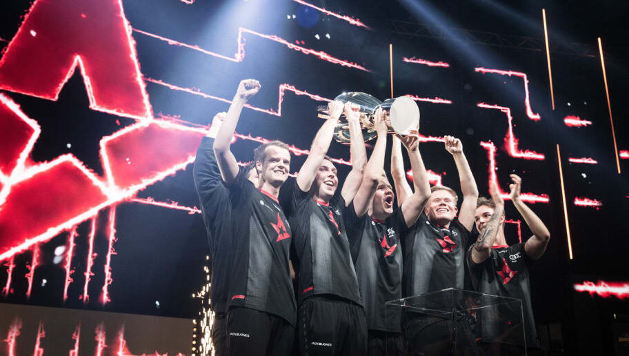 Фото с DreamHack