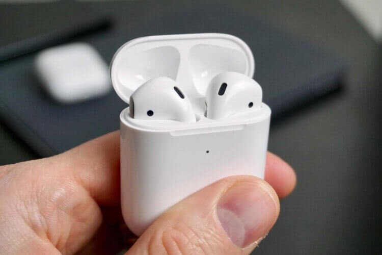 AirPods