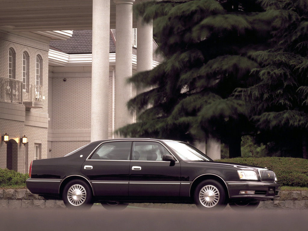 https://www.drom.ru/catalog/toyota/crown_majesta/g_1995_695/