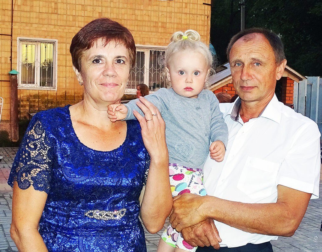 Фермер Виктор Лыгин с семьей