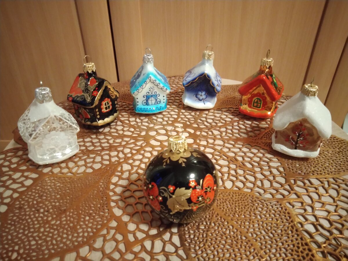 В каждой домушке свои погремушки (фото автора)