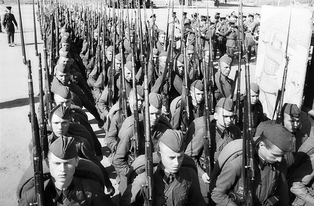 военнослужащие, коммунизм, история