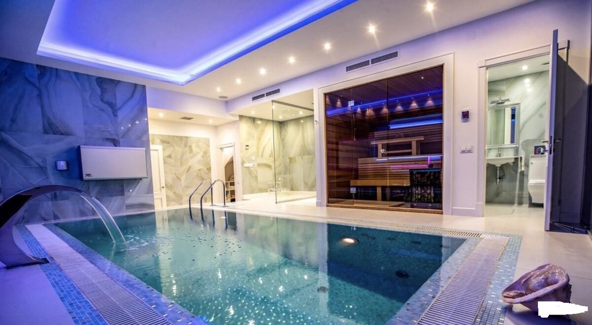 Бассейн, сауна, ванна в квартире