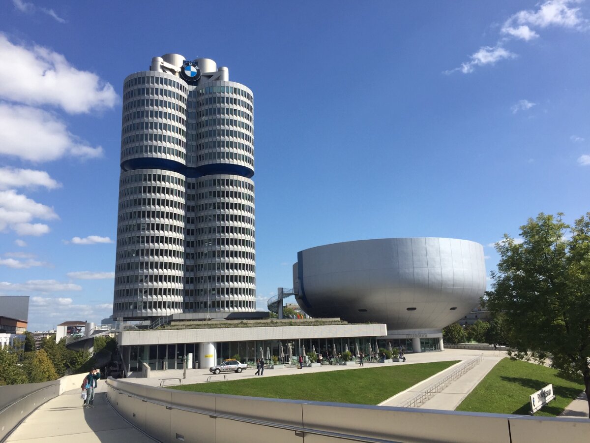 Экскурсия на завод и музей BMW в Мюнхене | Путешествие с Евой | Дзен