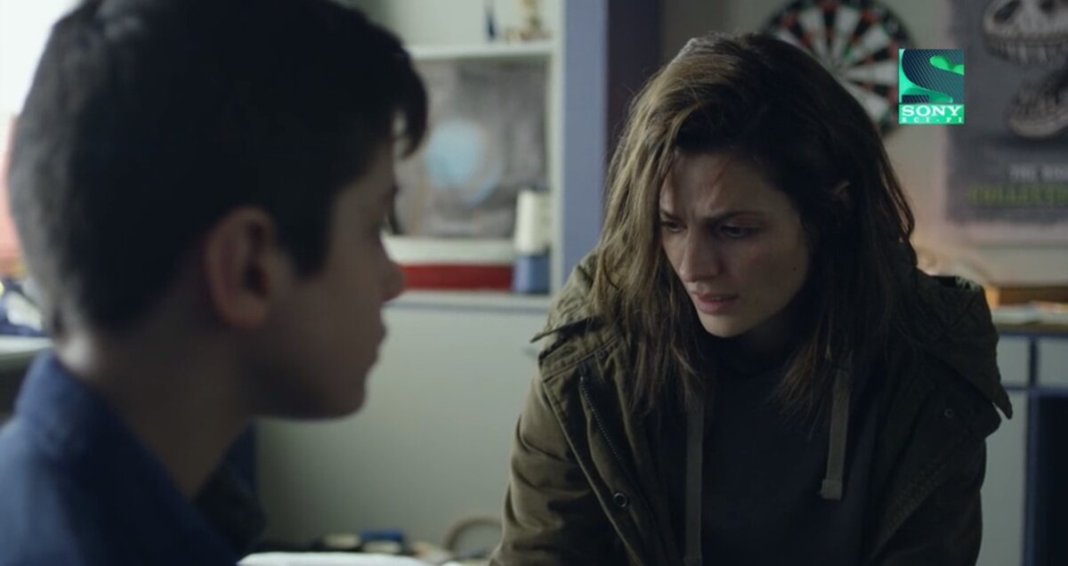  Скриншот автора сериала  " Амнезия" (2017,2018,2019) США 3 сезона