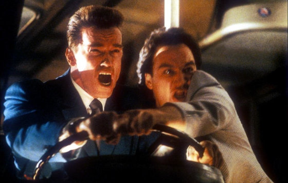 кадр из фильма "Красная жара"