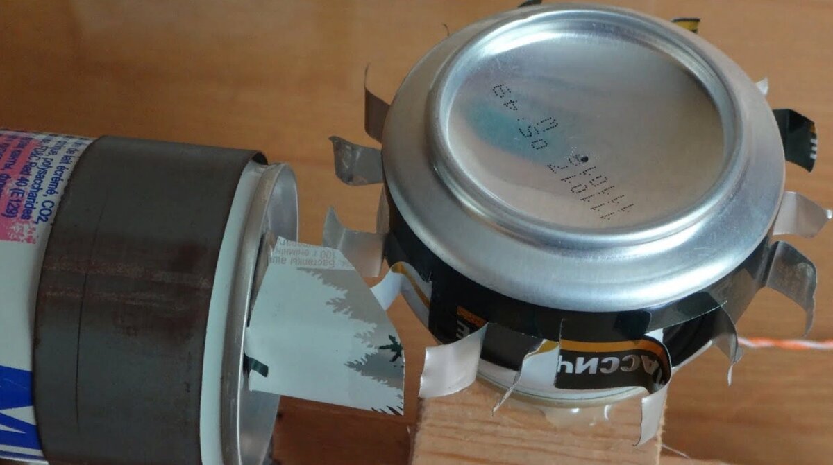 Электростанция из пустых банок