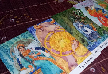 Таро Золотого колеса