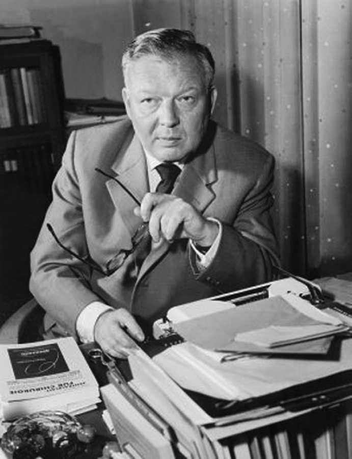 Вернер Форсман. Фото https://academic.oup.com