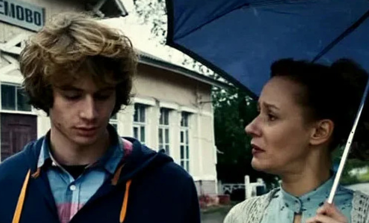 Евгения Дмитриева и Владимир Киммельман в фильме «Воин.com»