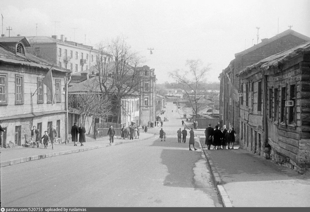 Ирининская улица Москва. Большой Новинский переулок Москва. Старые фото улицы Фридриха Энгельса в Москве. Фридриха Энгельса улица старое Иваново.