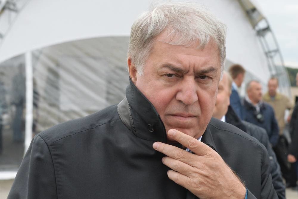 Михаил Гуцериев: Вера в свои силы и желание помогать людям могут изменить мир к лучшему. Фото: РИА Новости