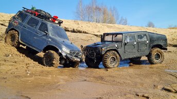 Вот как УАЗ унизил HUMMER H1 на бездорожье ... RC OFFroad 4x4