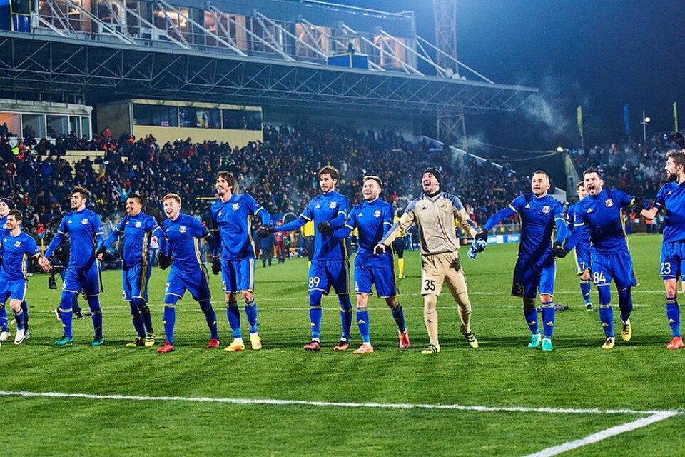 Футболисты Ростова однажды были в шаге от титула и "пошумели" в Лиге Чемпионов