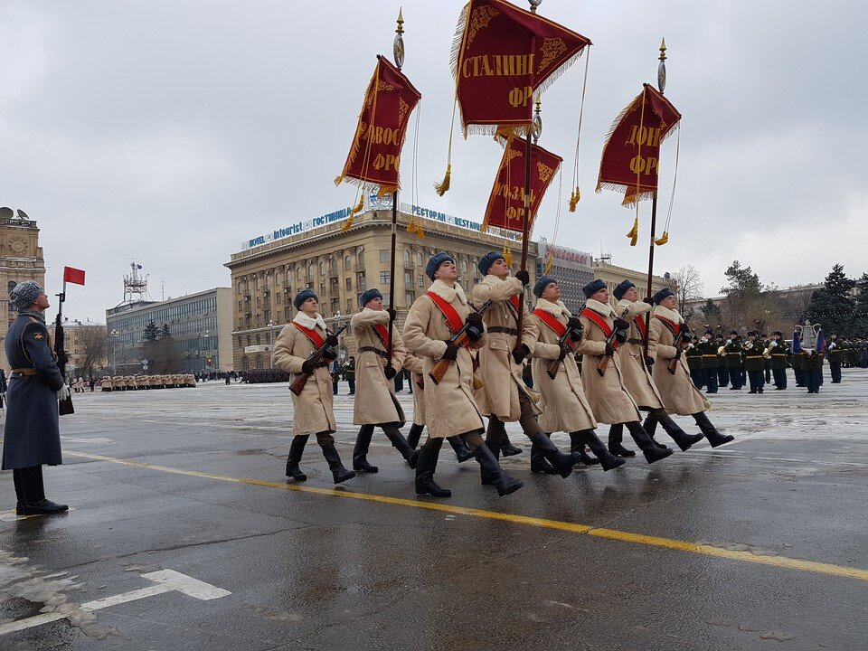     Юбилей Сталинградской Победы все-таки отметят военным парадом Екатерина СИМОХИНА