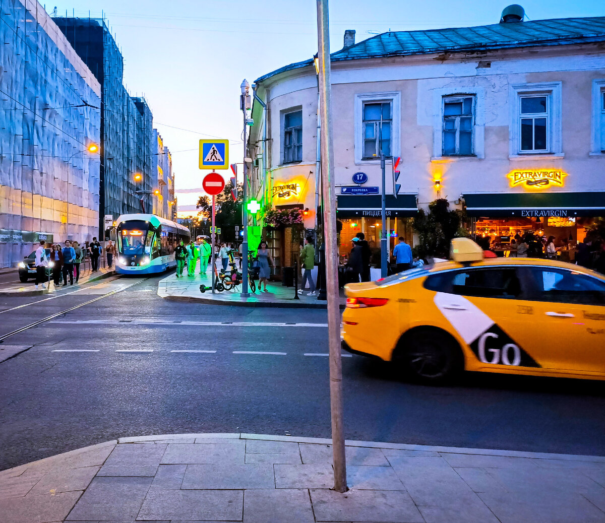 Ужин по приезду в Москву в ресторане "Омулевая Бочка" окончился паб ...