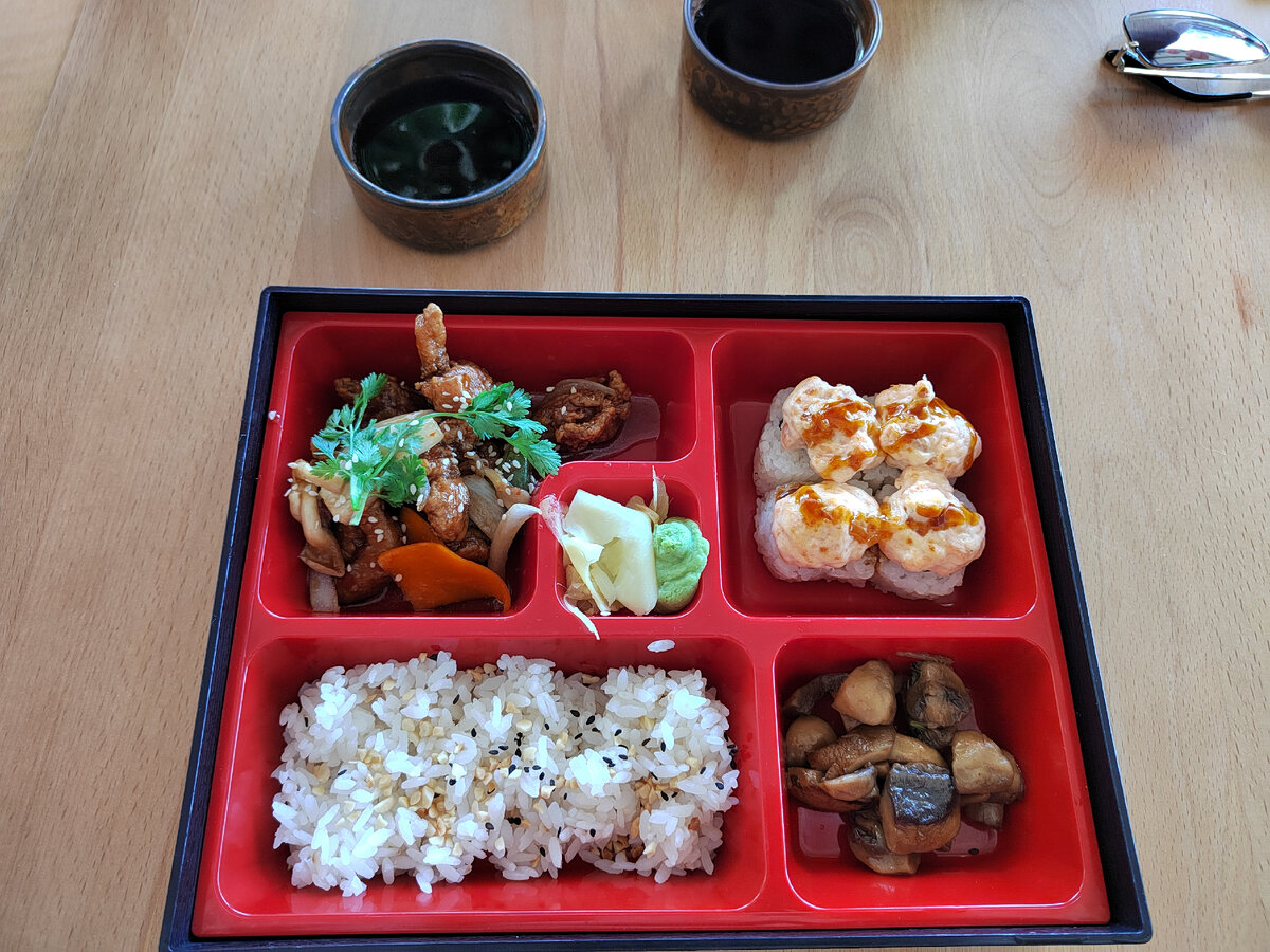 Мой бенто-ланч.