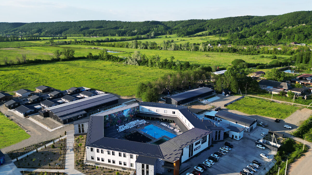 Вот так выглядит наш термальный комплекс с высоты