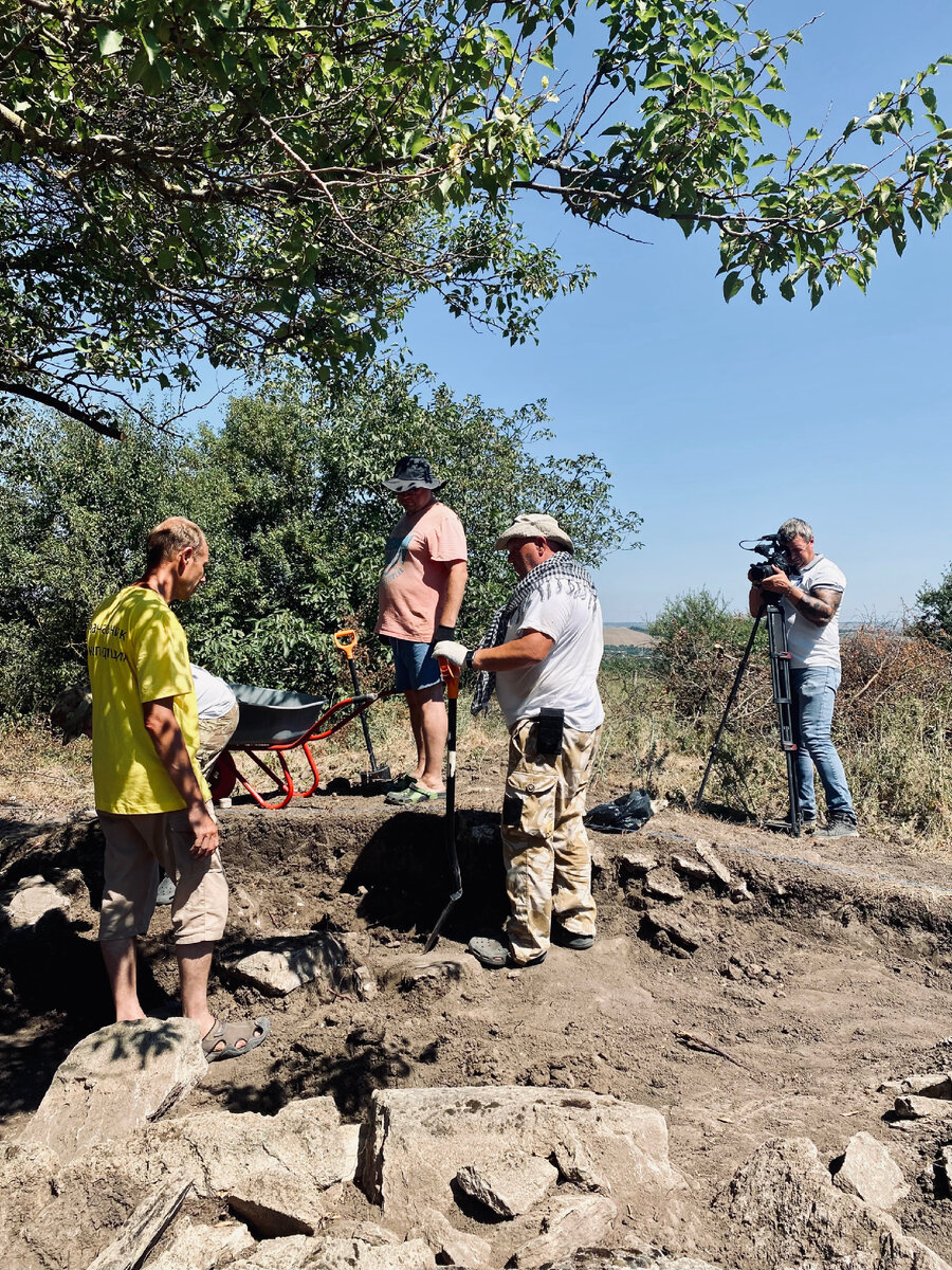 Сьемки проведения раскопок 