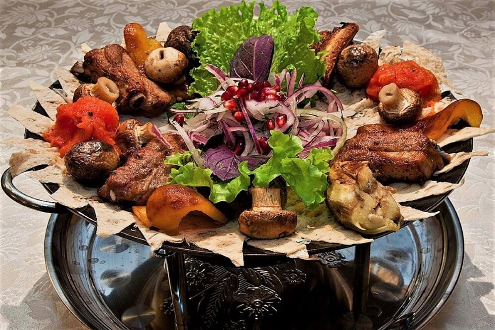 Шашлык дома на садже