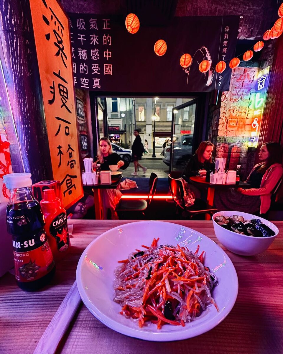 Рома желудь 2020. Стас юсб. Амуn. Аутая. Аюттайя древняя столица.