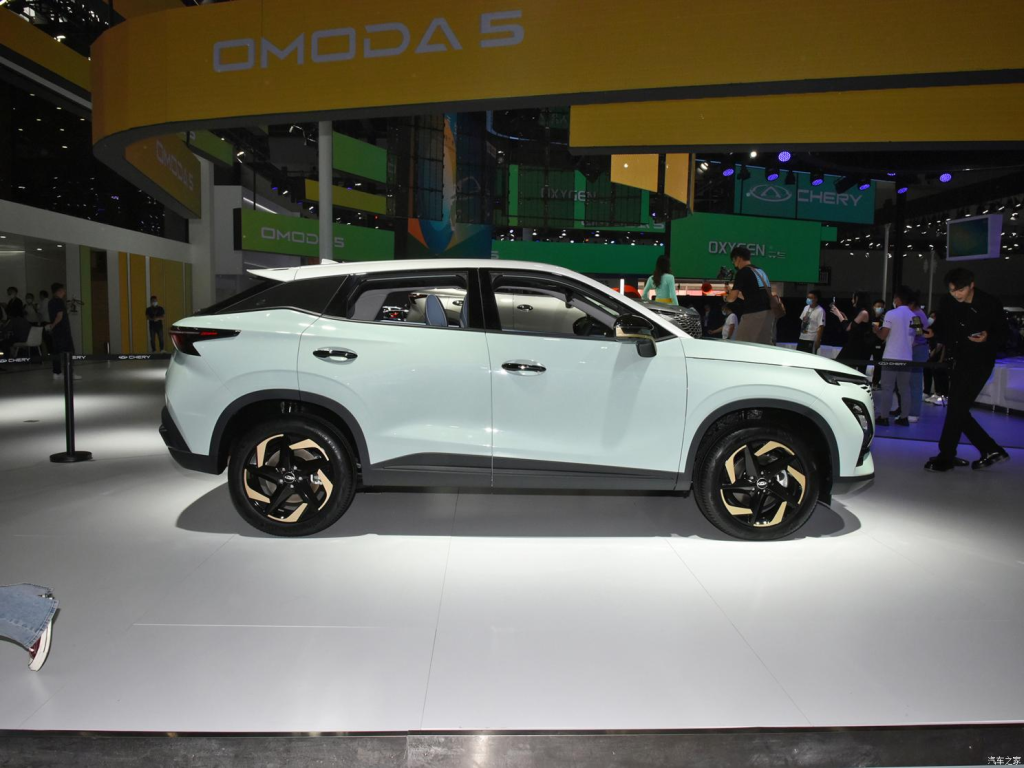 Кроссовер Omoda 5. Chery Omoda 2022. Кроссоверов Chery Omoda. Кроссовер Omoda 5 Chery.