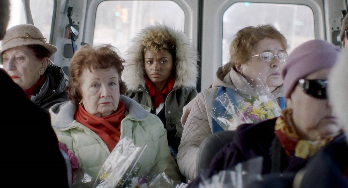 Кадр из фильма "Гив ми либерти" (2019)